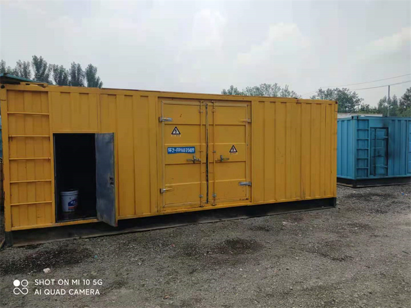 新田200KW柴油发电机组需要配备什么型号的电缆线？
